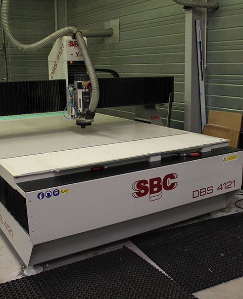 Centre d'usinage à commande numérique - CITYPLAST Centre d'usinage à commande numérique - CITYPLAST