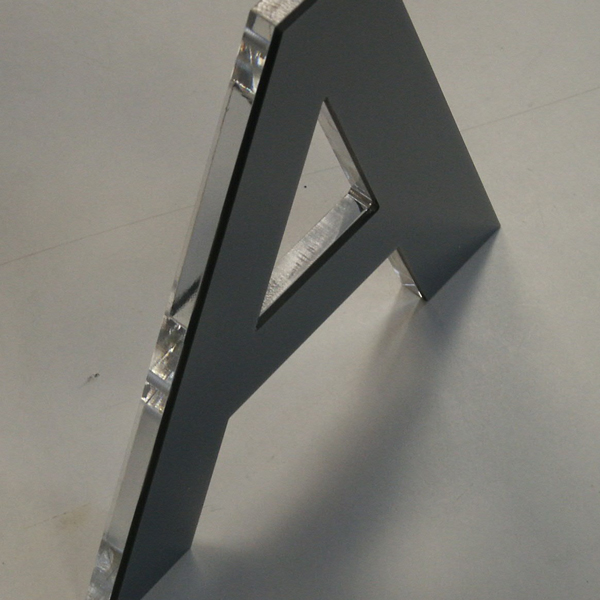 Lettre découpées pour enseigne - CITYPLAST Lettre découpées pour enseigne - CITYPLAST